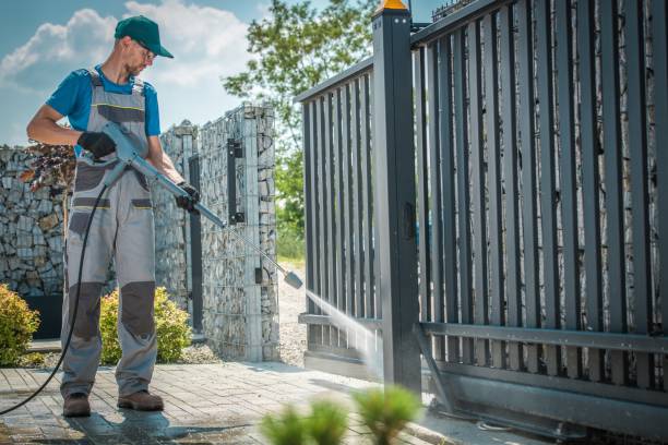 Animal Enclosure Cleaning in Robinson, TX